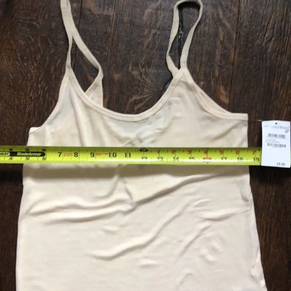 10. New - Hinge Camisole Beige Whisper - Nordstrom Exclusive - Picture 9 of 12